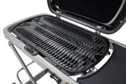 Weber Traveler Portable Grill (Propane) -BBQ Equipment 9010001F1 rgb
