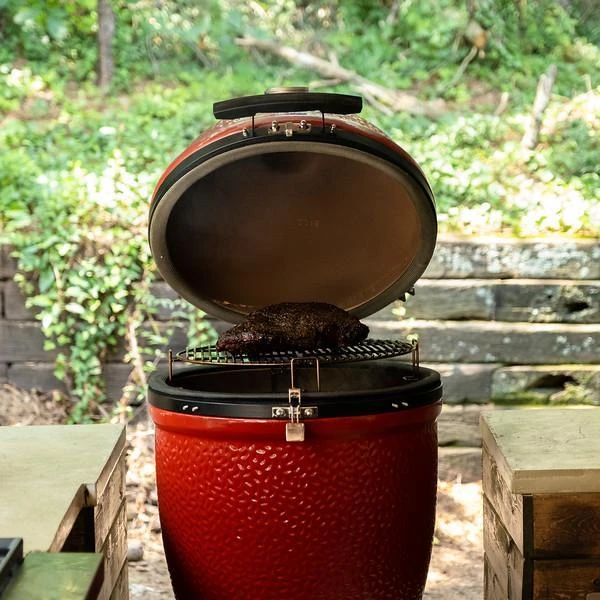 Kamado Joe - Classic Joe III Standalone With Hyperbolic Insert, Heat Deflector 5 Kamado Joe - Classic Joe III Standalone With Hyperbolic Insert, Heat Deflector - Image 3