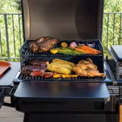 Traeger Ironwood Pellet Grill - NEW 2023 -BBQ Equipment TFB61RLG Ironwood Lifestyle Close up food