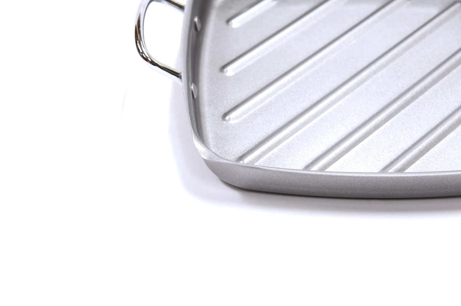 Brander Pint-Sized Grill Pan - 11" X 11" 5 Brander Pint-Sized Grill Pan - 11" X 11" - Image 3