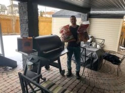 Traeger Ironwood 650 Pellet Grill -BBQ Equipment Traeger Ironwood 650 with Burhan