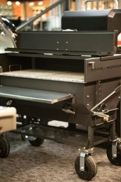 Yoder Smokers Flat Top 24" X 48" Charcoal Grill -BBQ Equipment Yoderflattopcharcoal