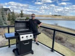 Broil King Monarch 320 -BBQ Equipment barbecuesgalorefiretablesandpatiofurnituremay142022 10