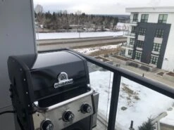 Broil King Baron 320 PRO -BBQ Equipment baron320barbecuesgaloretorontocalgary2020 8