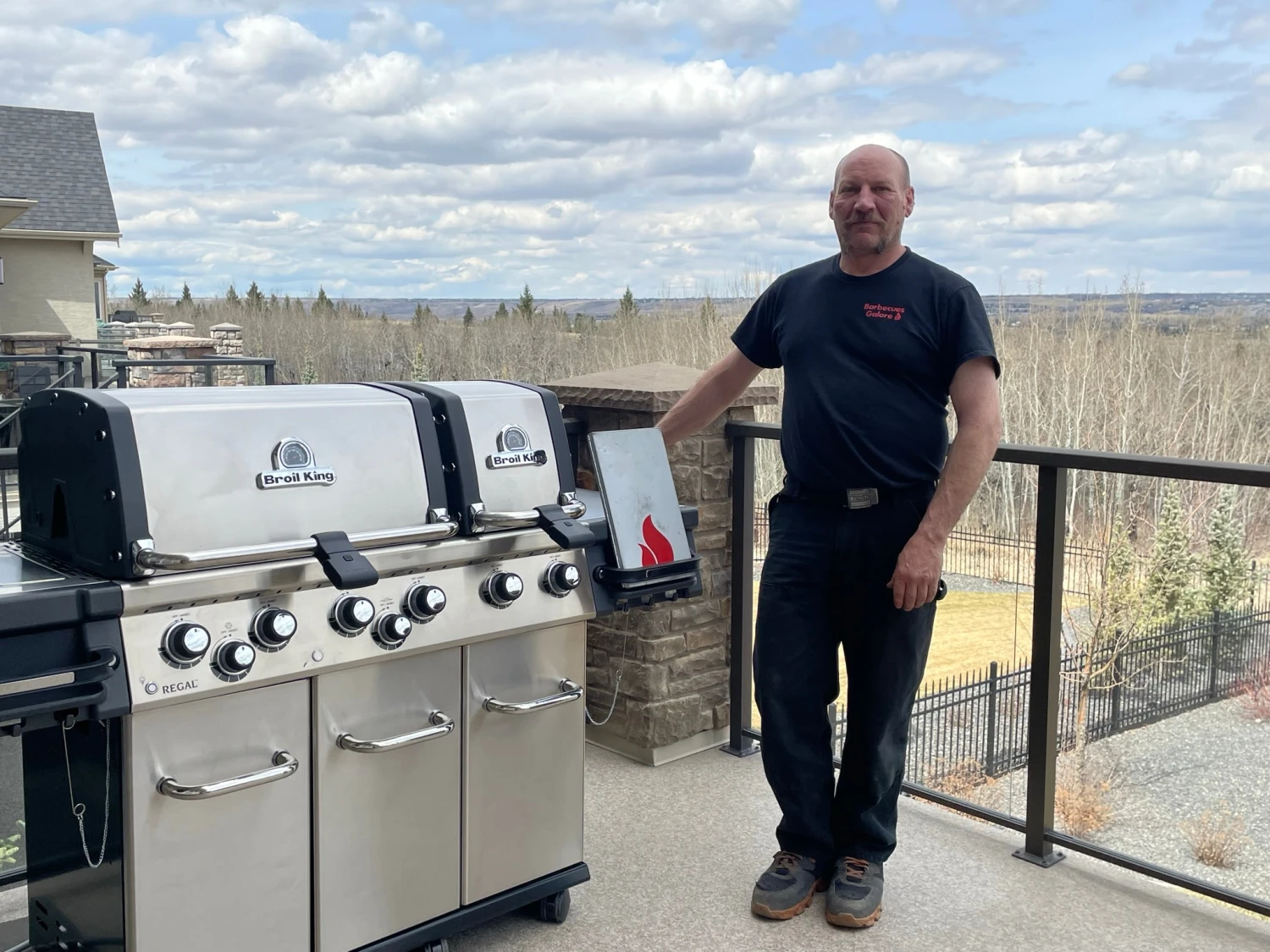 Broil King Regal S690 PRO IR 4 Broil King Regal S690 PRO IR - Image 2