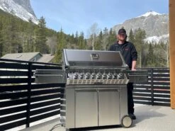 Napoleon Prestige PRO665RSIB - Natural Gas -BBQ Equipment deliveringbarbecuestocanadaapril252022 5