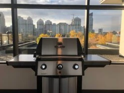 Broil King Signet 320 -BBQ Equipment signet320barbecuebutlersinactionbarbecuesgaloreoct2020b 9