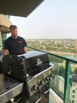 Broil King Baron 490 PRO -BBQ Equipment stonecoldawesomebarbecuesgalorejuly2021calgarytoronto 2 79876fd3 20fc 45d9 9ae6 fdb46aa98c00